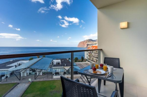 Centromar Bella Vista by Atlantic Holiday